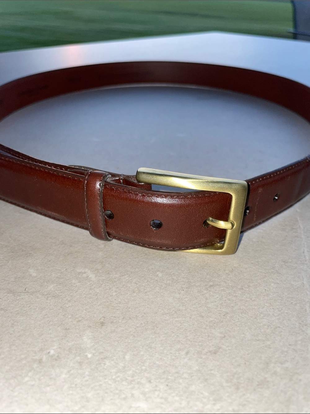 Men’s 38 Johnston & Murphy Brown Leather Belt with Black Stripe and Brass Buckle
